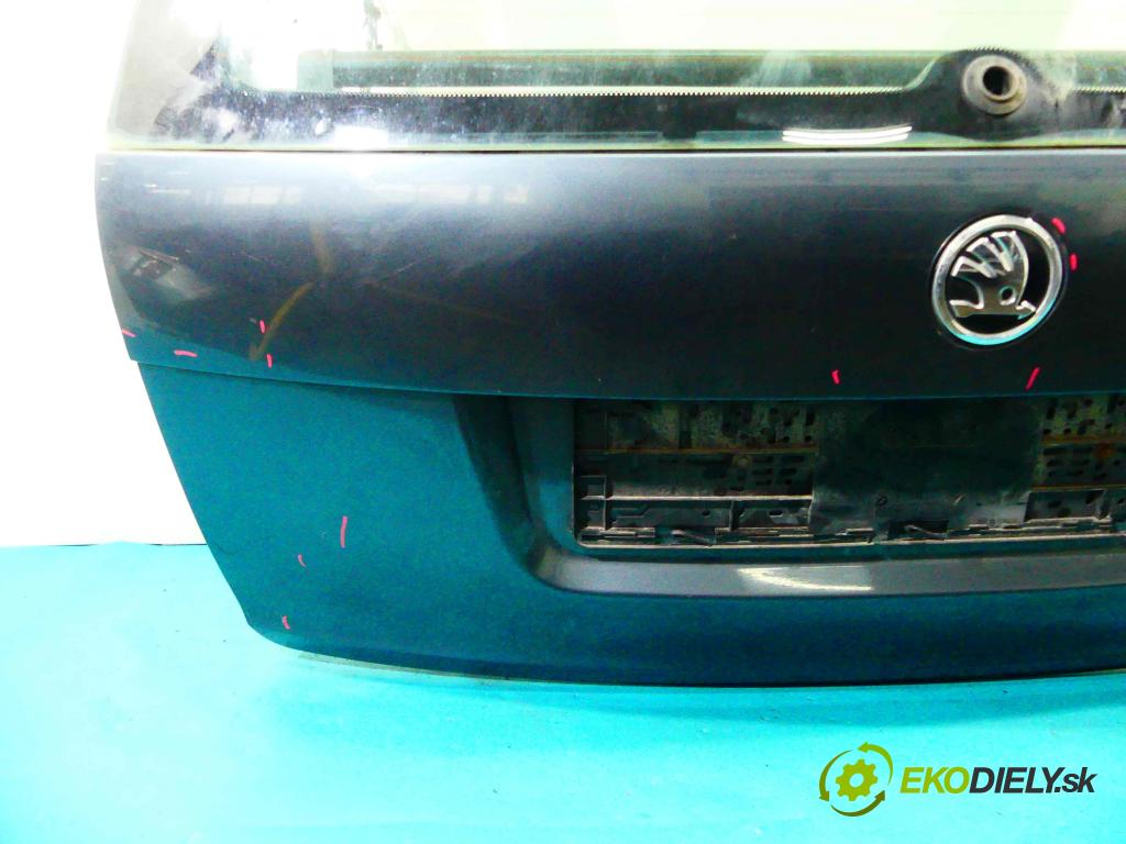 Skoda Octavia II 2004-2013 1.6 8v 102 HP manual 75 kW 1595 cm3 5- zadna kufor  (Zadné kapoty)