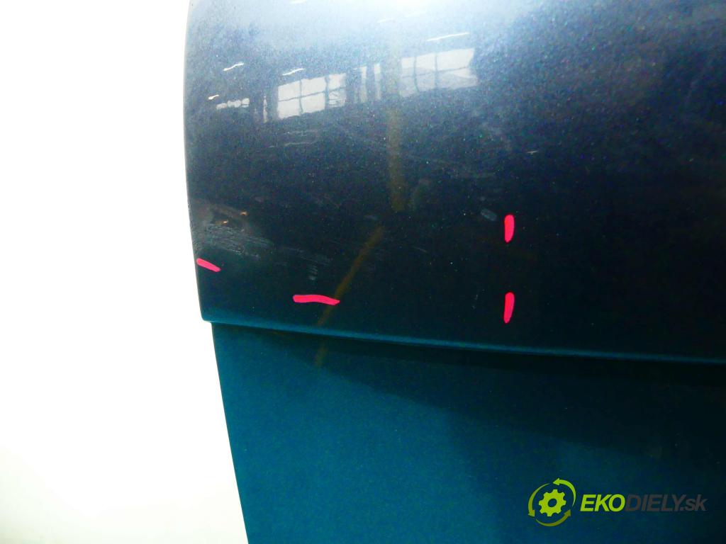 Skoda Octavia II 2004-2013 1.6 8v 102 HP manual 75 kW 1595 cm3 5- zadna kufor  (Zadné kapoty)