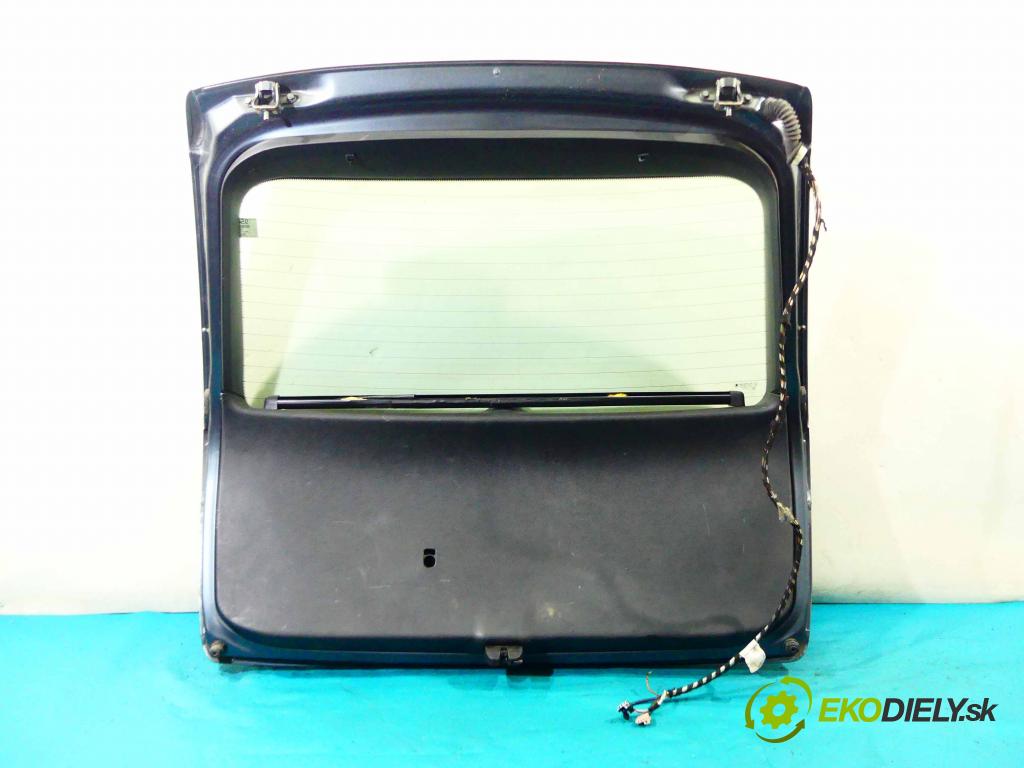 Skoda Octavia II 2004-2013 1.6 8v 102 HP manual 75 kW 1595 cm3 5- zadna kufor  (Zadné kapoty)