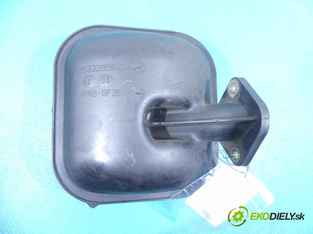 Peugeot 607 2.2 16v 158 hp automatic 116 kW 2230 cm3 4- obal filtra vzduchu 9633295680 (Kryty filtrů)