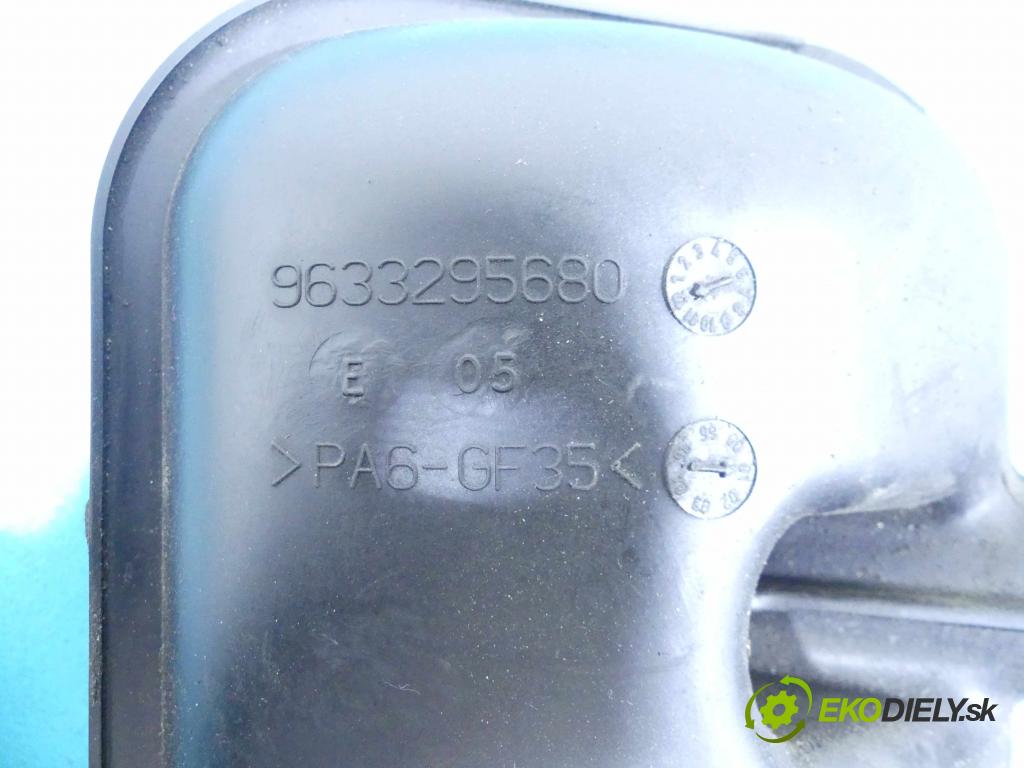 Peugeot 607 2.2 16v 158 hp automatic 116 kW 2230 cm3 4- obal filtra vzduchu 9633295680 (Kryty filtrů)