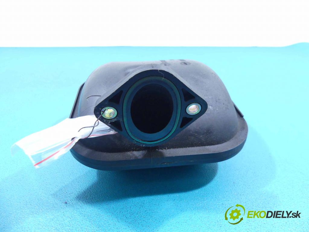 Peugeot 607 2.2 16v 158 hp automatic 116 kW 2230 cm3 4- obal filtra vzduchu 9633295680 (Kryty filtrů)