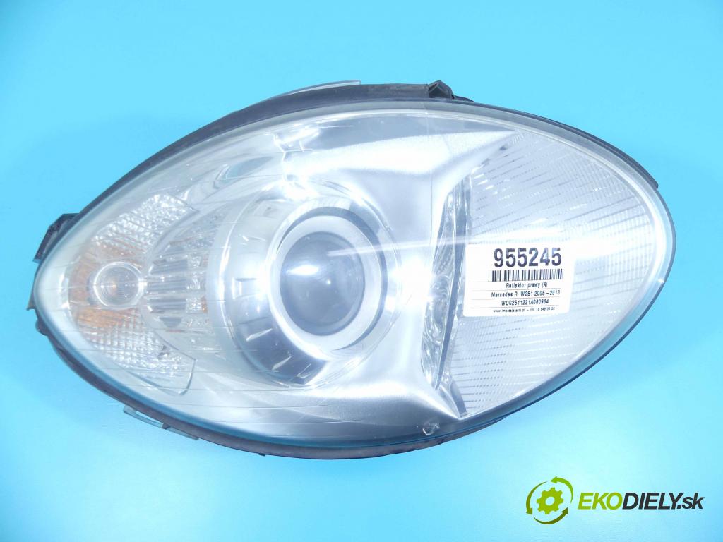 Mercedes R  W251 2005-2013 3.0 CDI V6 224hp automatic 165 kW 2987 cm3 5- Reflektor: pravý  (Pravé)