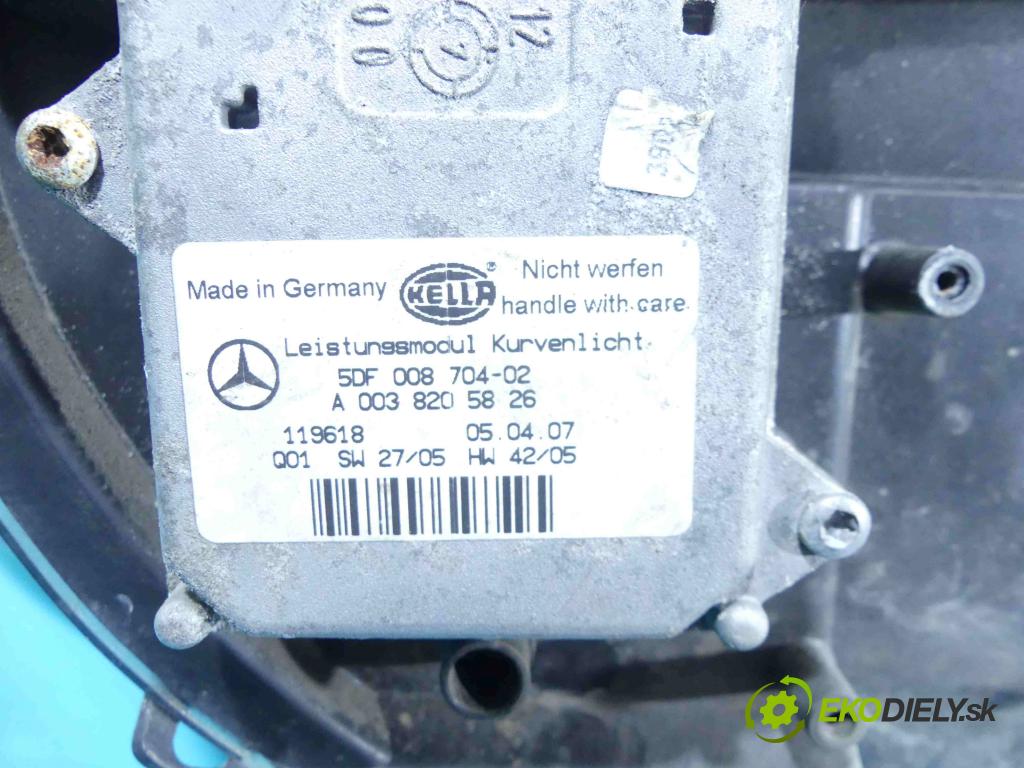 Mercedes R  W251 2005-2013 3.0 CDI V6 224hp automatic 165 kW 2987 cm3 5- Reflektor: pravý  (Pravé)