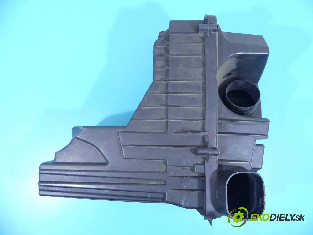 Peugeot 407 1,8.0 16v 125 hp manual 92 kW 1749 cm3 4- obal filtra vzduchu 9649757680 (Kryty filtrů)