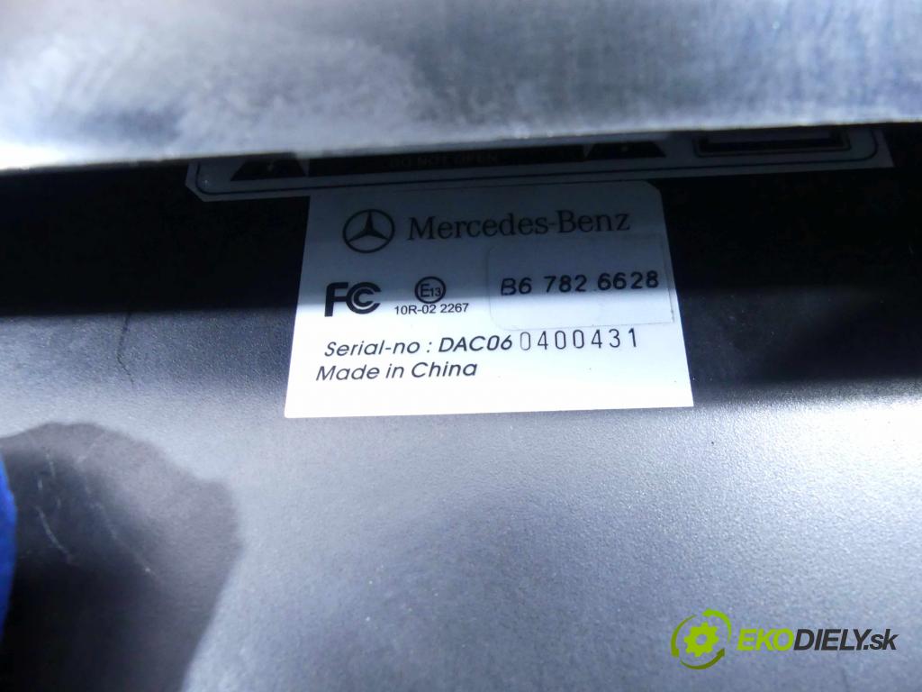 Mercedes R  W251 2005-2013 3.0 CDI V6 224hp automatic 165 kW 2987 cm3 5- Zobrazit: B67826628 (Prístrojové dosky, displeje)