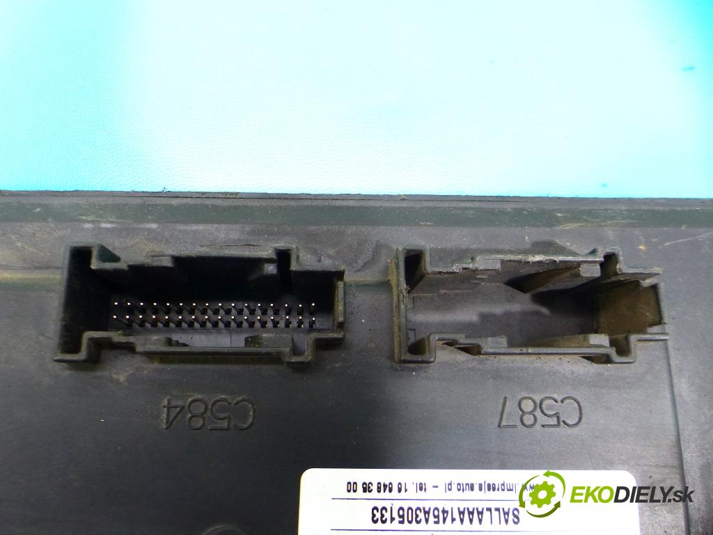 Land rover Discovery III 2004-2009 2.7 TDV6: 190 hp automatic 140 kW 2720 cm3 5- skříňka pojistková YQE500250 (Pojistkové skříňky)