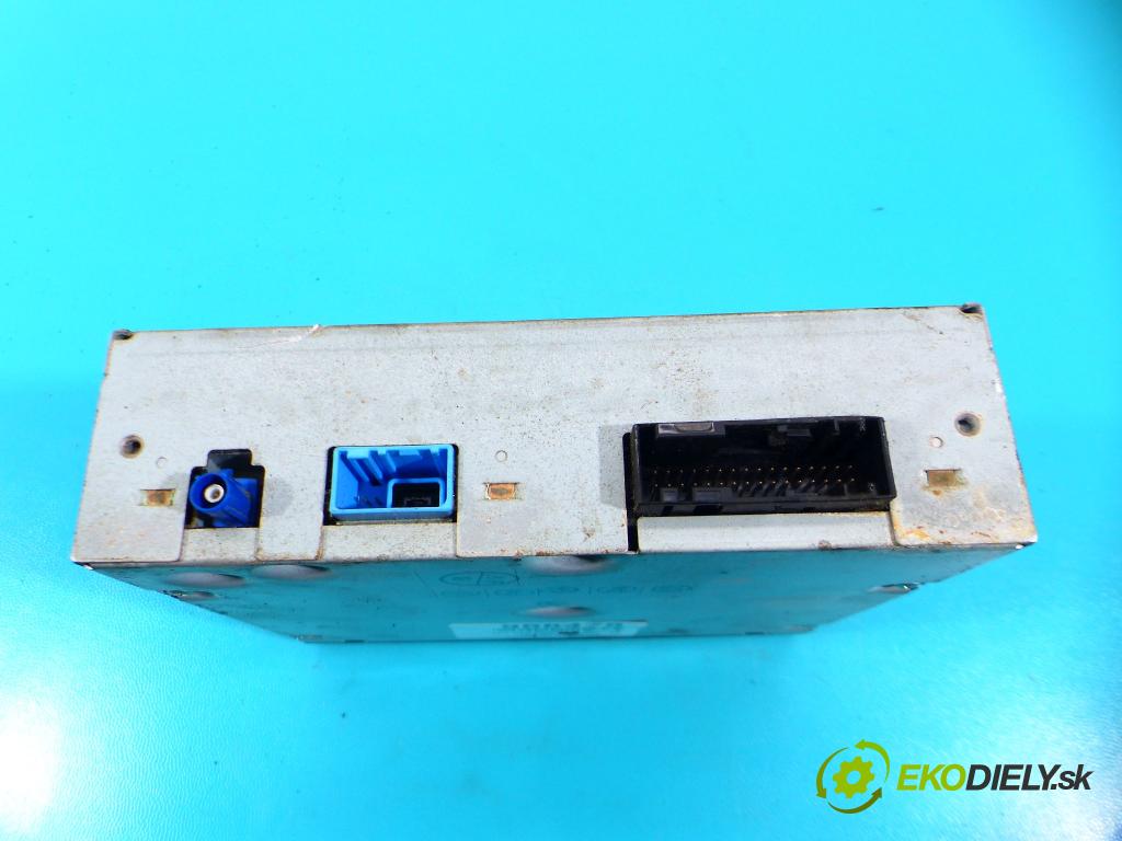 Land rover Discovery III 2004-2009 2.7 TDV6: 190 HP automatic 140 kW 2720 cm3 5- Menič: cd YIB500022 (CD meniče)