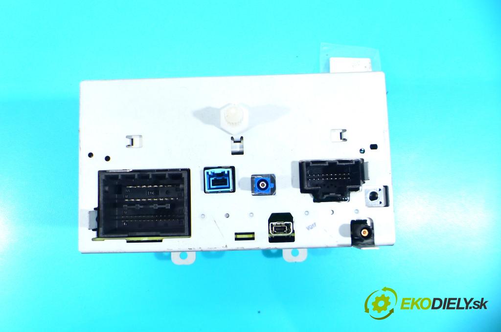 Opel Astra IV 2009-2015 1,3.0 cdti 95 HP manual 70 kW 1248 cm3 5- Radio 7612034258 (Audio zariadenia)