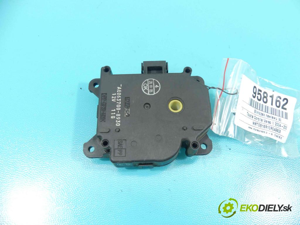 Toyota Corolla Verso II 2004-2009 2.2 D-CAT 177 hp manual 130 kW 2231 cm3 5- motorek topení AE063700-8930