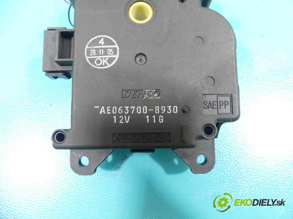 Toyota Corolla Verso II 2004-2009 2.2 D-CAT 177 hp manual 130 kW 2231 cm3 5- motorek topení AE063700-8930
