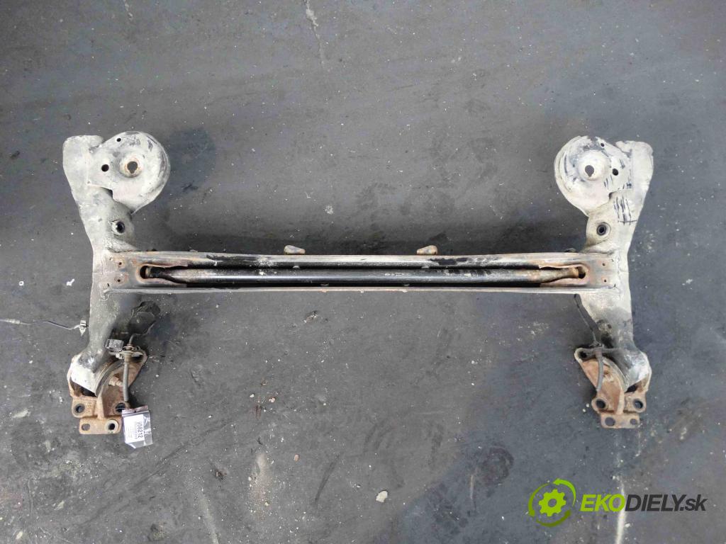 Citroen C4 Grand picasso 2.0 hdi 136hp automatic 100 kW 1997 cm3 5- zadní výztuha