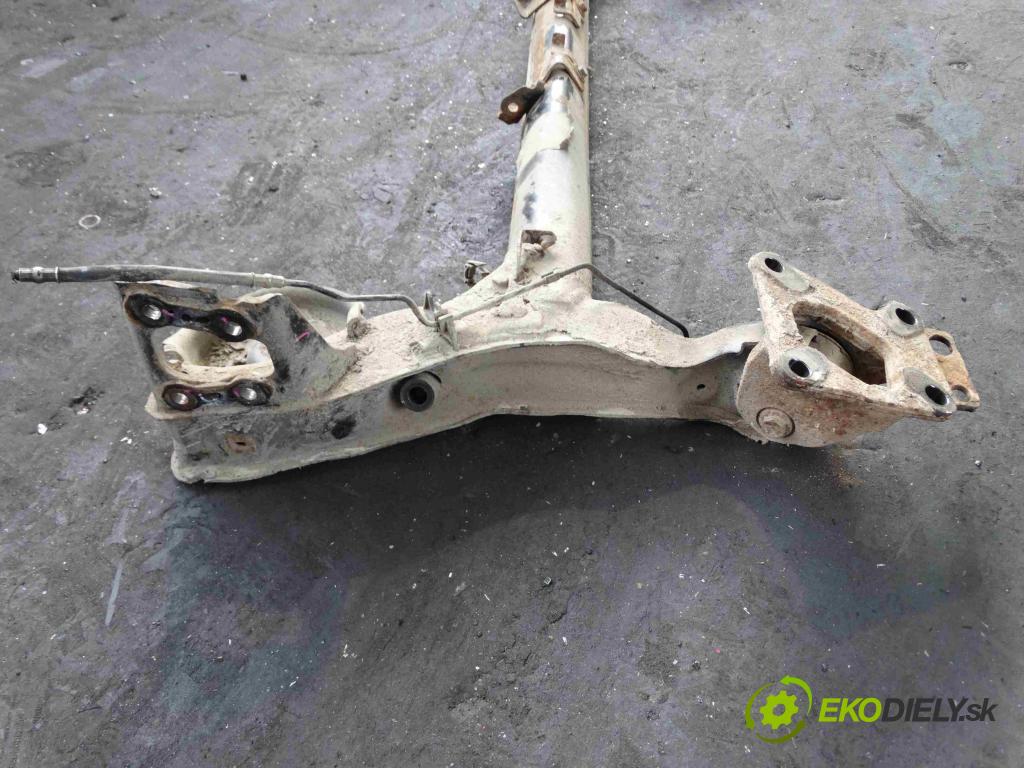 Citroen C4 Grand picasso 2.0 hdi 136hp automatic 100 kW 1997 cm3 5- zadní výztuha