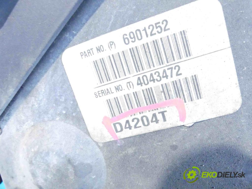 Volvo V50 2.0d 136 HP manual 100 kW 1997 cm3 5- motor diesla D4204T