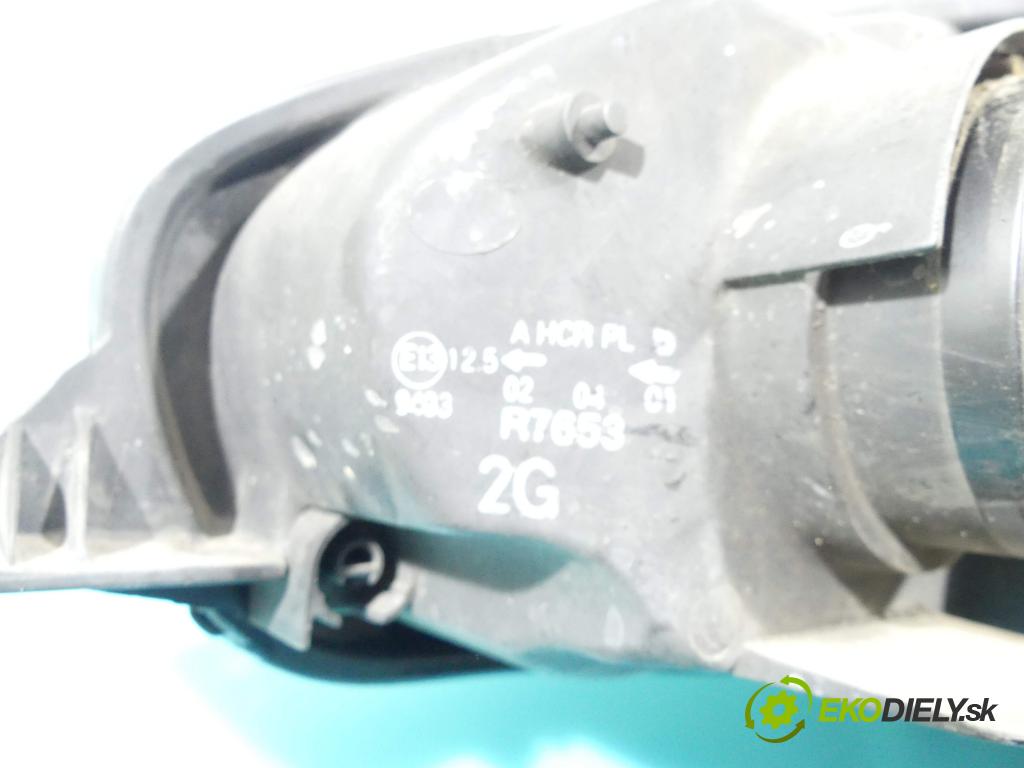 Honda HR-V I 1999-2006 1.6 16v 124hp manual 91 kW 1590 cm3 5- Reflektor: pravý  (Pravé)