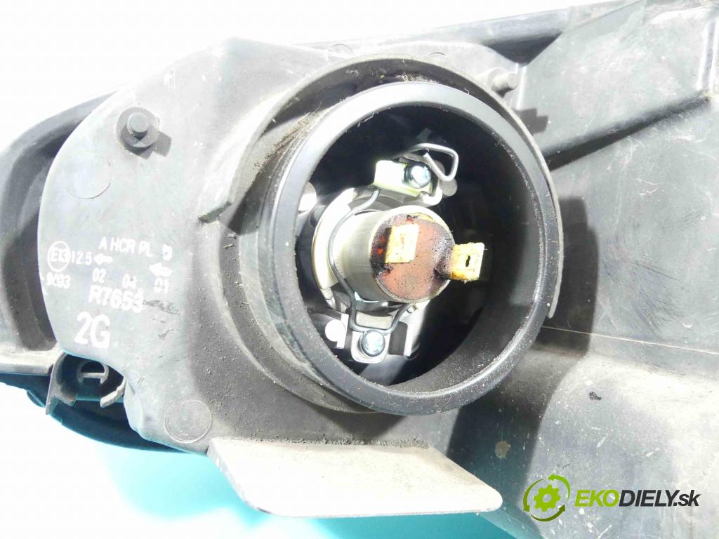 Honda HR-V I 1999-2006 1.6 16v 124hp manual 91 kW 1590 cm3 5- Reflektor: pravý  (Pravé)