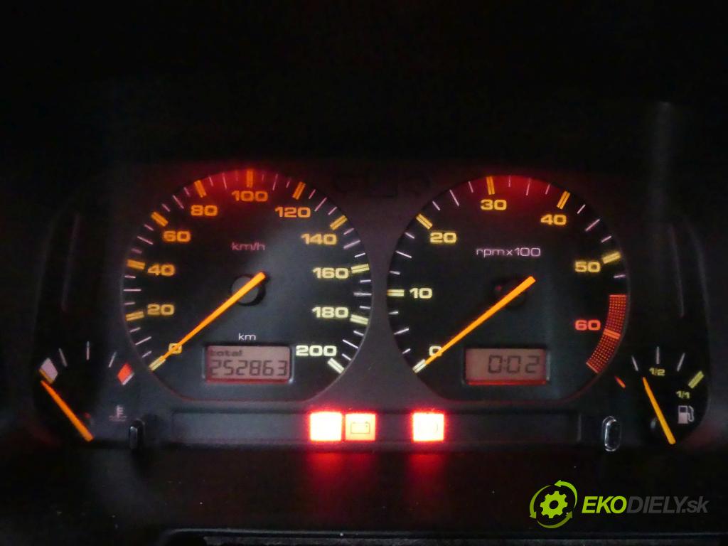 Seat Cordoba I 1993-2002 1.6 75 HP manual 55 kW 1595 cm3 4- prístrojovka/ budíky  (Prístrojové dosky, displeje)