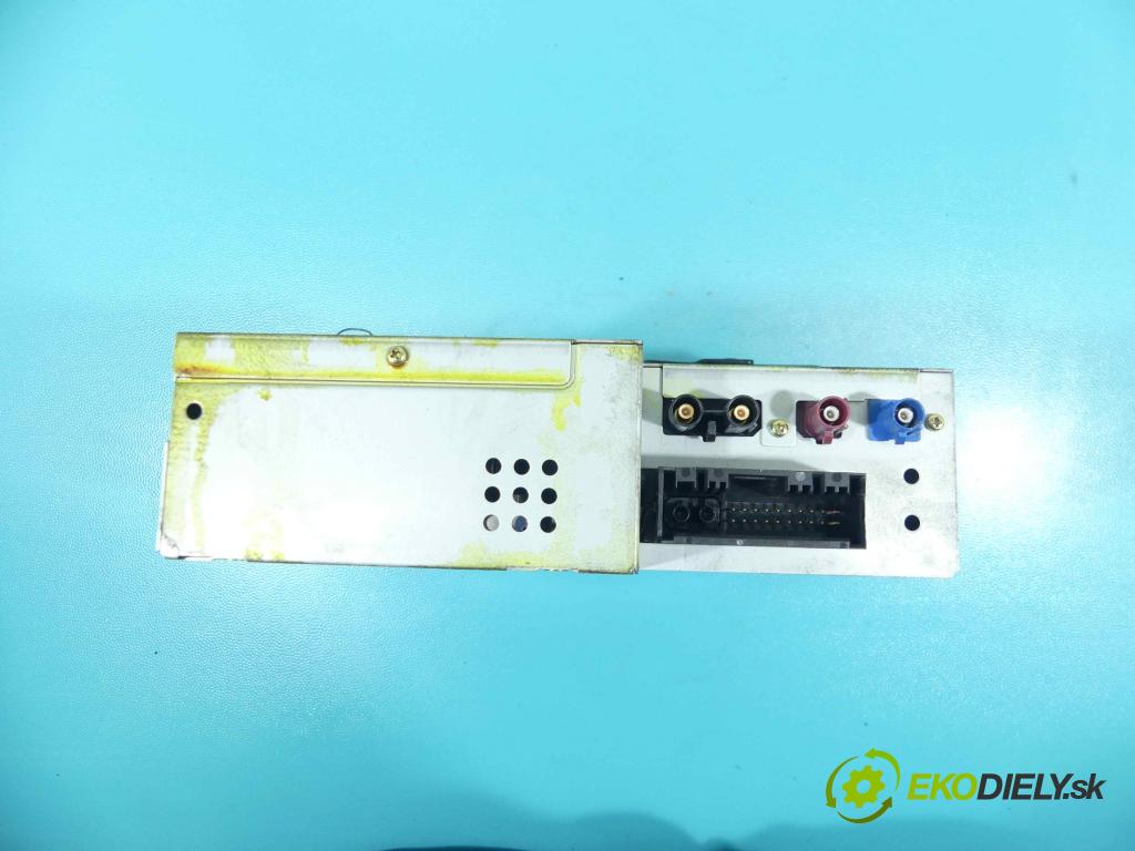 Bmw 7 e65 2001-2008 4.4 V8 (N62B44): 333KM: automatic 245 kW 4398 cm3 4- Navigácia: 6939944 (GPS navigácie)