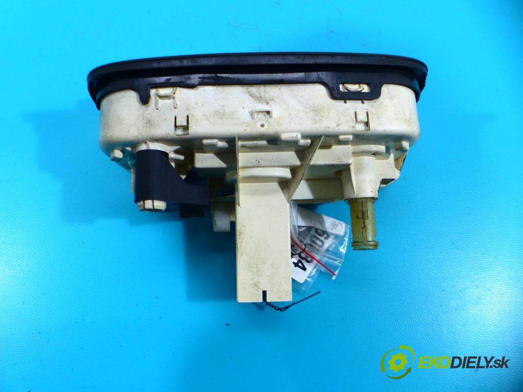 Opel Corsa C 2000-2006 1.0 12v 58 HP manual 43 kW 973 cm3 3- panel kúrenia