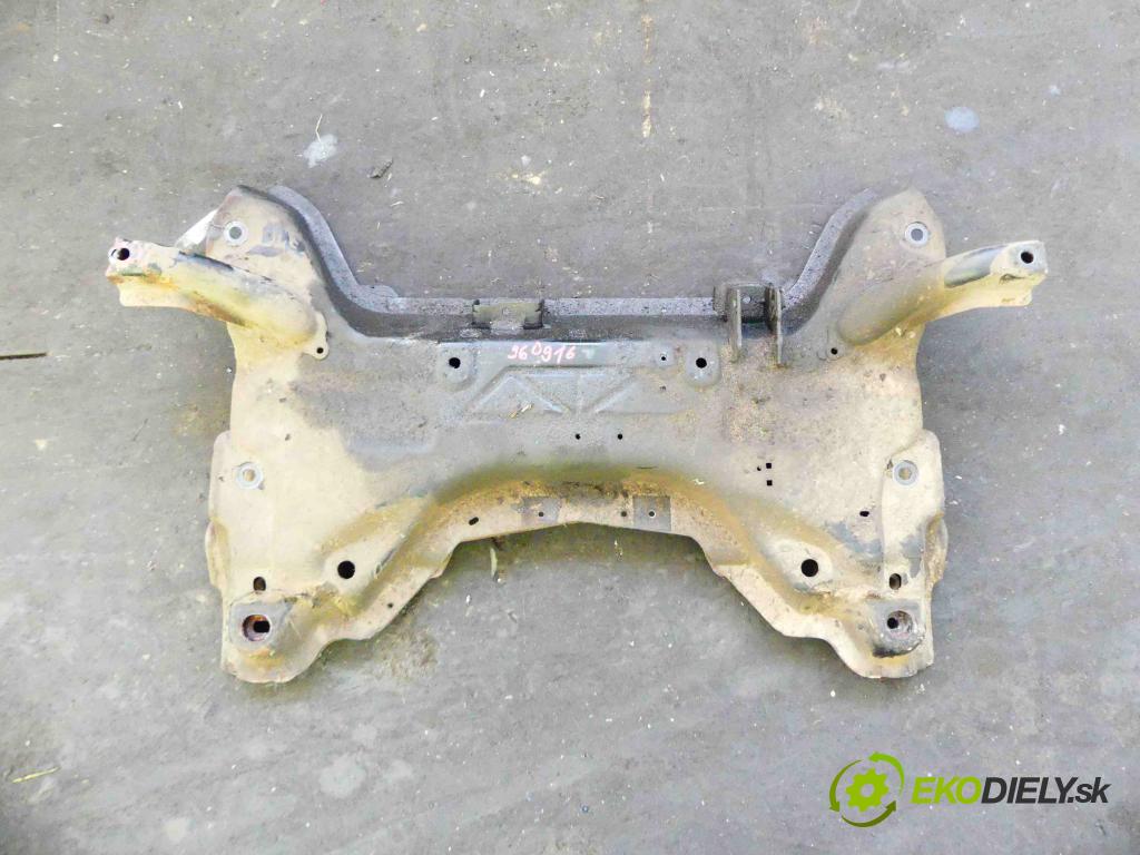 Peugeot 307 1.4 16v 88 hp manual 65 kW 1360 cm3 5- výztuha motoru 