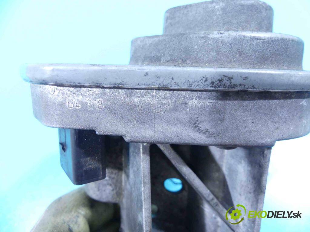 Vw Touareg 2002-2010 5.0 TDI 313 HP automatic 230 kW 4921 cm3 5- klapka 07Z128069A (Škrtiace klapky)