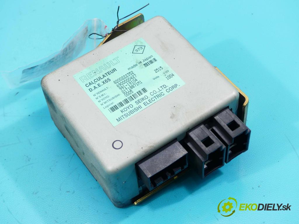 Renault Clio II 1998-2012 1.5 dci 65 HP manual 48 kW 1461 cm3 3- modul riadiaca jednotka 8200222352 (Ostatné)