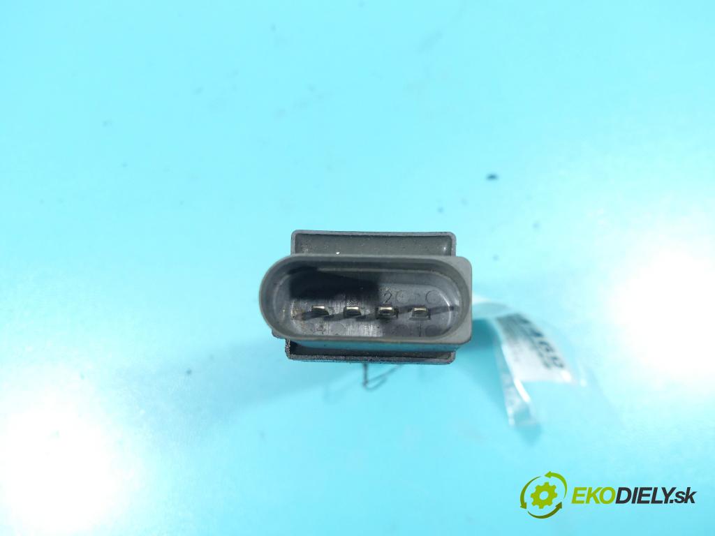 Vw Phaeton 3.2 V6 241KM automatic 177 kW 3189 cm3 4- cievka zapaľovacia 78412003 (Zapaľovacie cievky, moduly)