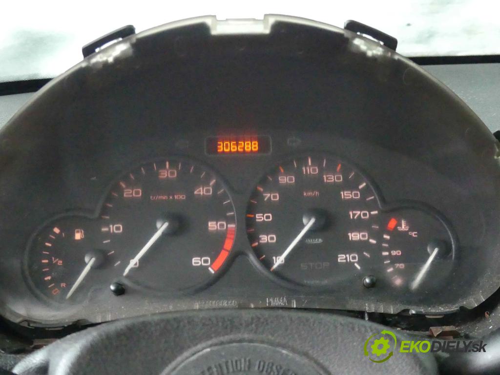 Peugeot 206 2.0 hdi 90 hp manual 66 kW 1997 cm3 5- Přístrojová deska 9645096080 (Přístrojové desky, displeje)