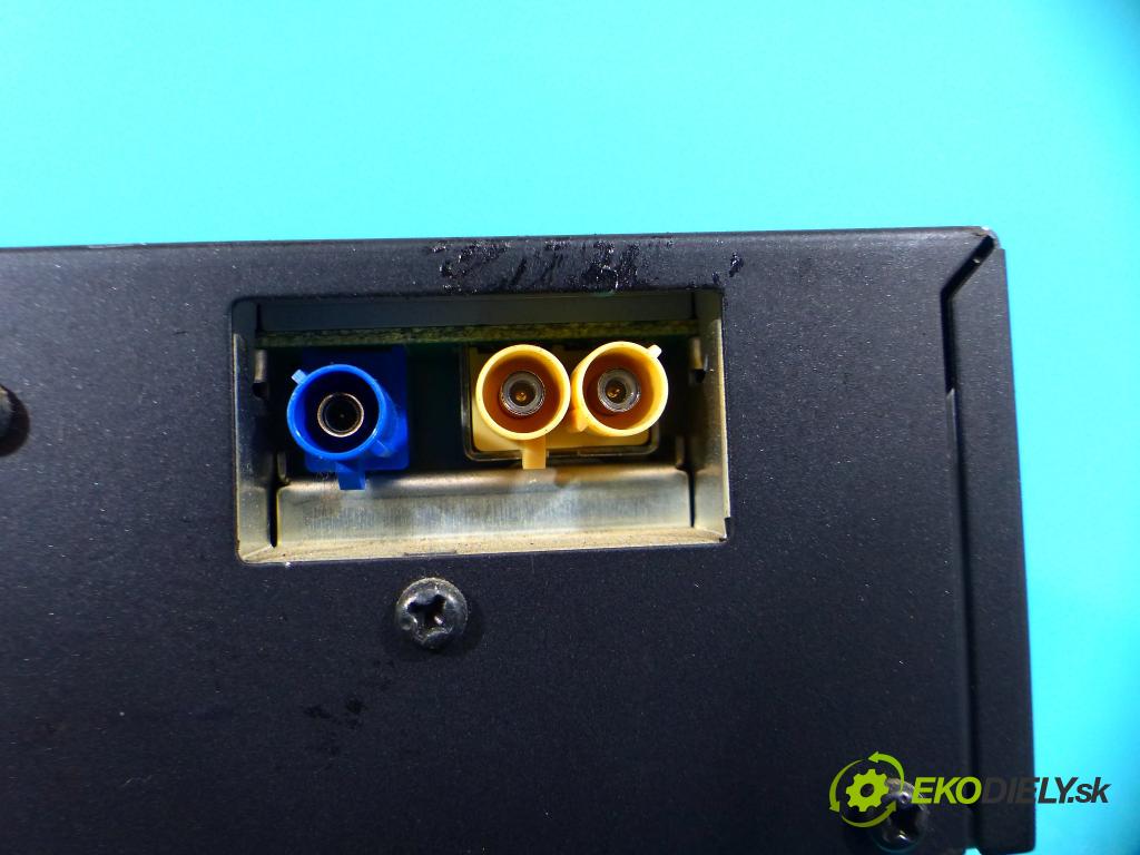 Volvo XC90 I 2002-2014 2.4 D5 185 HP automatic 136 kW 2400 cm3 5- Navigácia: 31260717 (GPS navigácie)