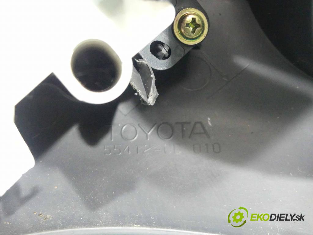 Toyota Yaris I 1999-2005 1.0 vvti 68 HP manual 50 kW 998 cm3 5- panel kúrenia 55412-0D010