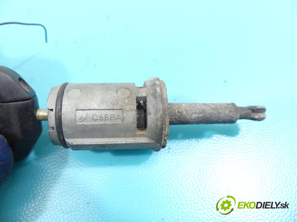 Ford Focus Mk1 1998-2004 1.6 16v 101 hp manual 74 kW 1596 cm3 5- zámek kapoty Q68BA