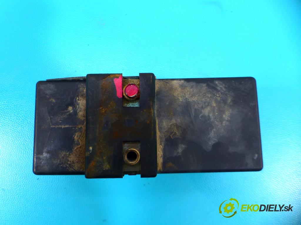 Audi A3 8L 1996-2003 1.9 tdi 90 HP manual 66 kW 1896 cm3 3- Relé: 1J0919506H (Relé)