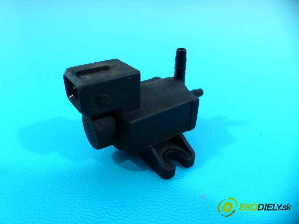 Opel Astra III 2004-2014 1.7 cdti 110 hp manual 81 kW 1686 cm3 5- snímač tlaku 70246100 (Snímače tlaku)