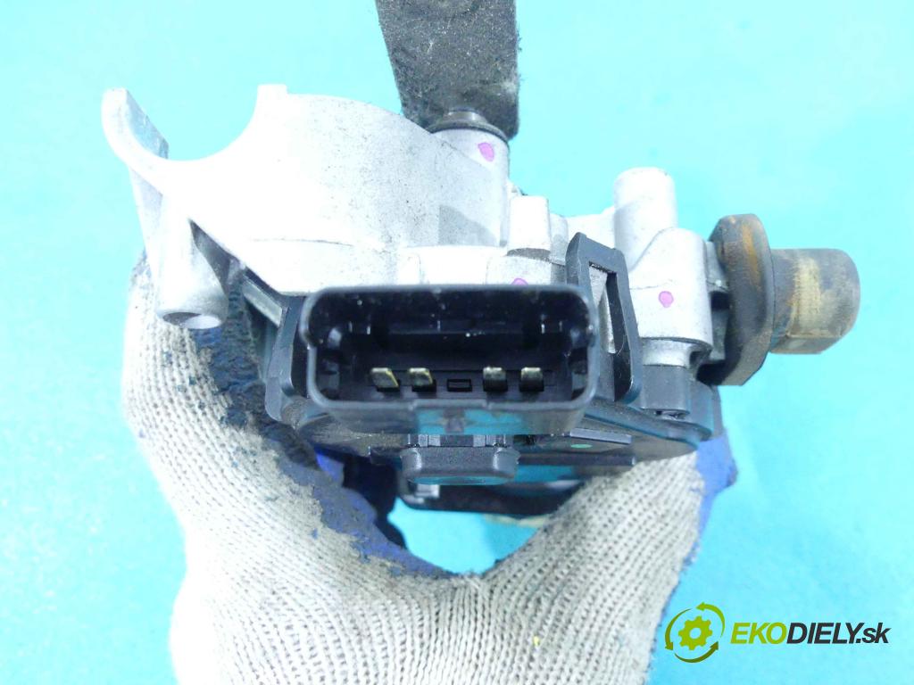 Peugeot 301 1.6 16v VTI 116 hp manual 85 kW 1587 cm3 4- motor stěračů přední 9675018280