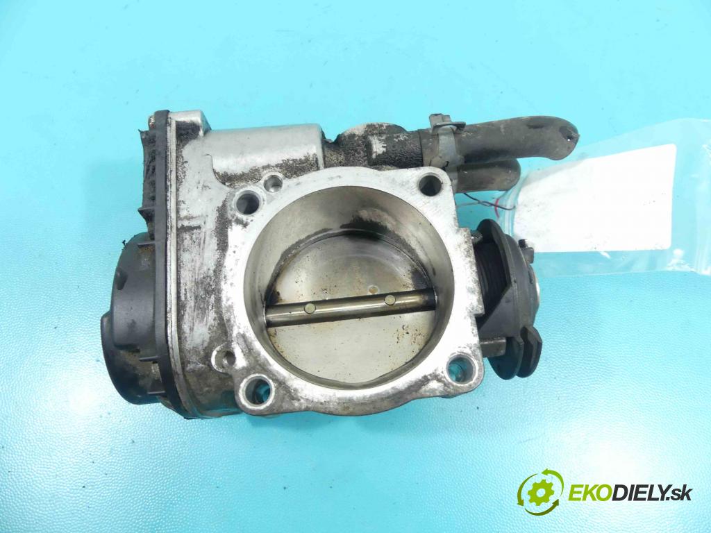 Vw Bora 2.3 20v 150 HP manual 110 kW 2324 cm3 5- klapka 021133066 (Škrtiace klapky)