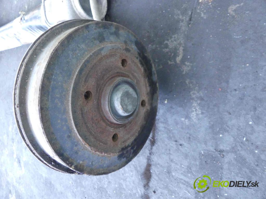 Peugeot 301 1.6 16v VTI 116 hp manual 85 kW 1587 cm3 4- zadní výztuha