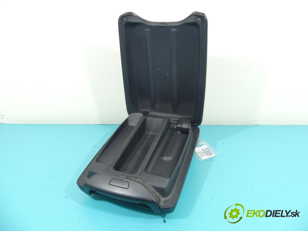 Bmw X5 E53 1999-2006 3.0 R6 231 HP manual 170 kW 2979 cm3 5- operadlo  (Lakťové opierky)