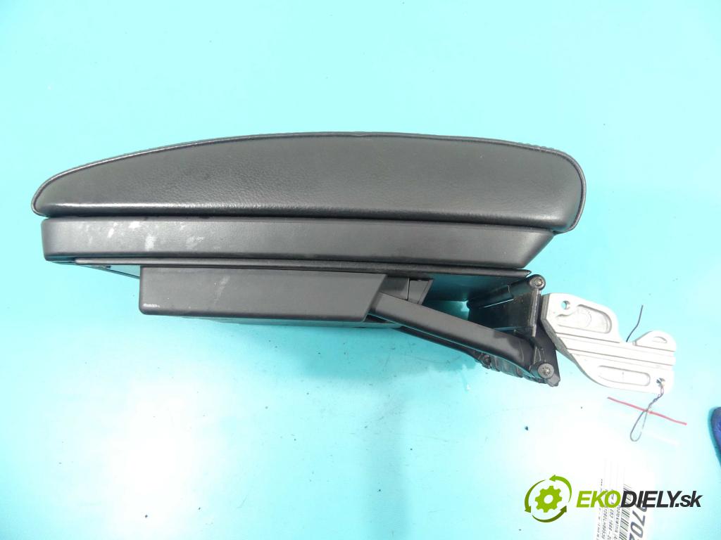 Bmw X5 E53 1999-2006 3.0 R6 231 HP manual 170 kW 2979 cm3 5- operadlo  (Lakťové opierky)