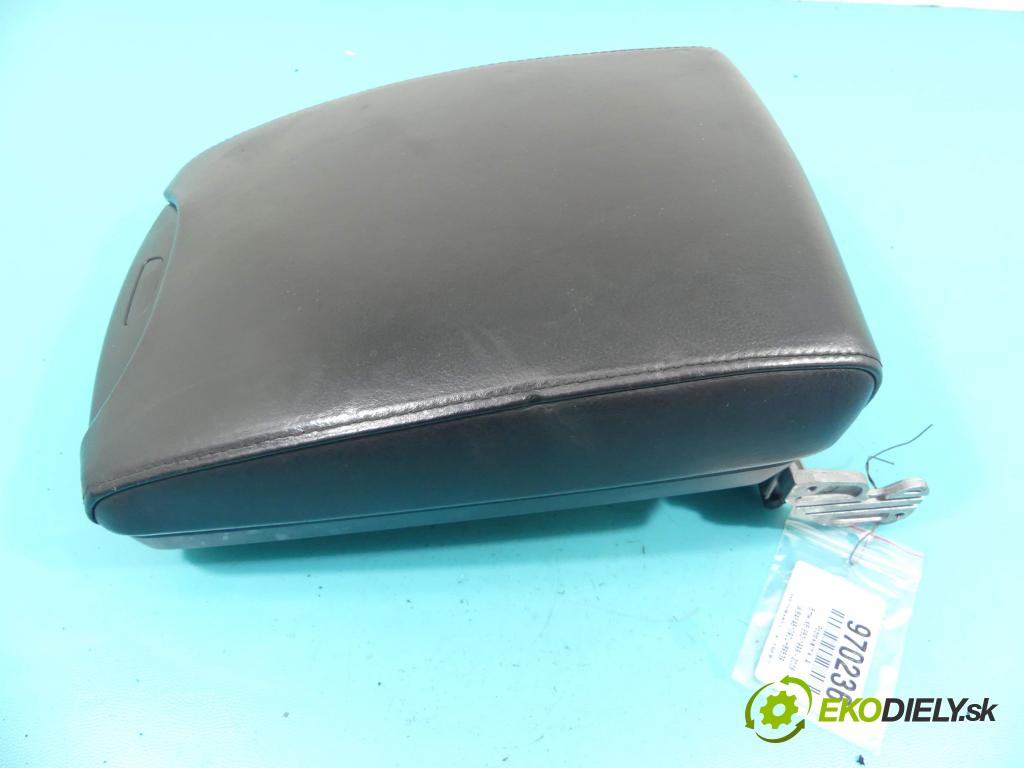 Bmw X5 E53 1999-2006 3.0 R6 231 HP manual 170 kW 2979 cm3 5- operadlo  (Lakťové opierky)