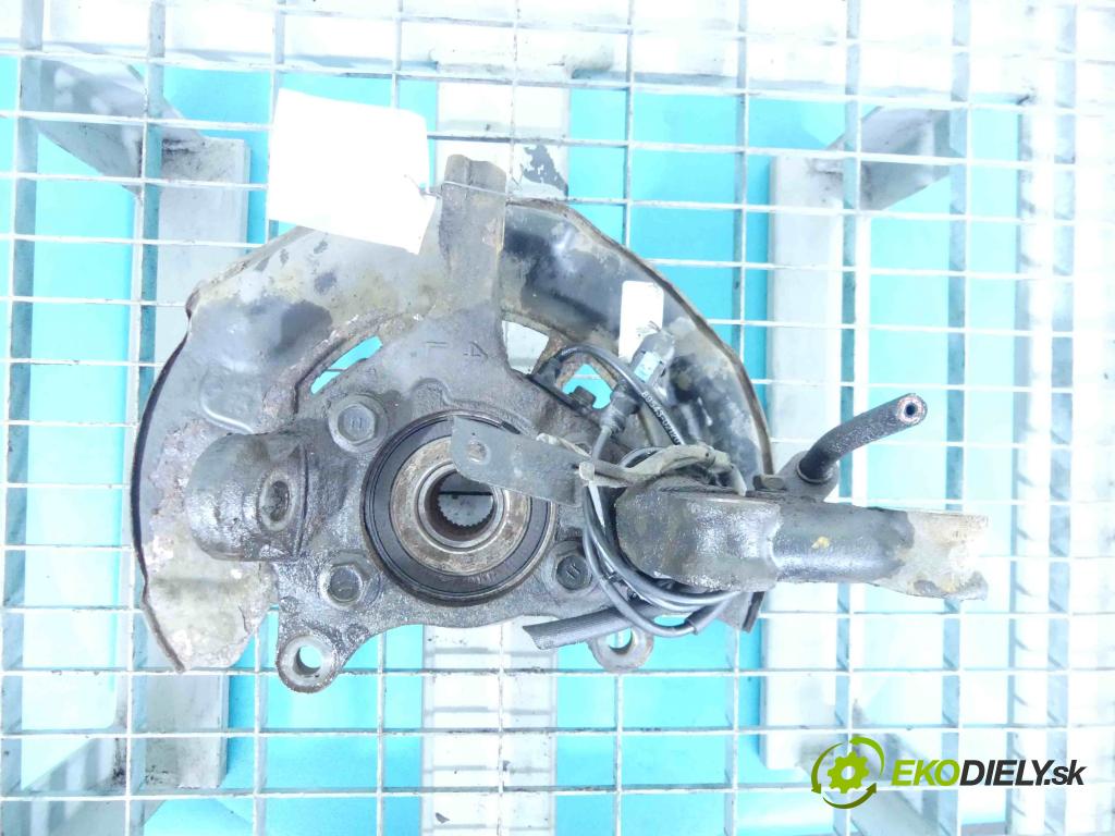 Toyota Corolla E15 2007-2014 2.0 D4D 126 HP manual 93 kW 1998 cm3 4- náboj ľavé  (Náboje)