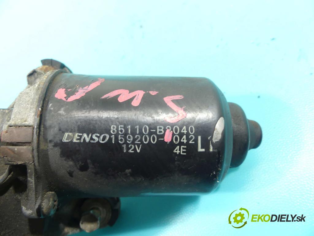 Daihatsu Cuore 1.0 58 hp manual 43 kW 989 cm3 3- motor stěračů přední 85110-B2040
