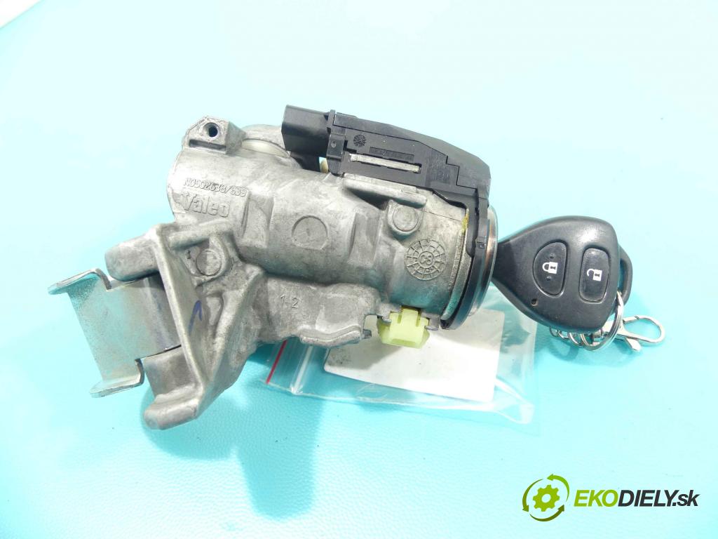 Toyota Corolla E15 2007-2014 2.0 D4D 126 HP manual 93 kW 1998 cm3 4- Spínačka N0502638/639 (Spínacie skrinky a kľúče)