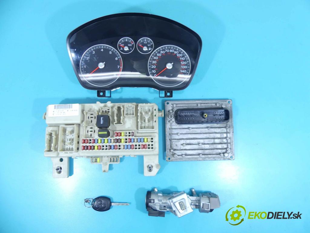 Ford Focus Mk2 2004-2011 1.6 16v 116 HP manual 85 kW 1596 cm3 5- Jednotka riadiaca 5M51-12A650-HG
