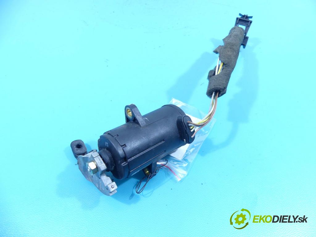 Vw Golf IV 1997-2003 1.9 sdi 68 HP manual 50 kW 1896 cm3 3- pedále 0281002269 (Pedále)