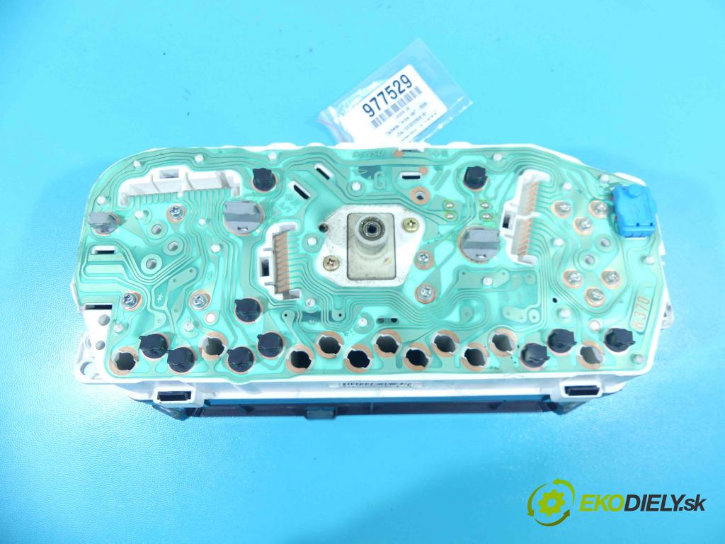 Daihatsu Terios 1997-2005 1.3 83 HP manual 61 kW 1296 cm3 5- prístrojovka/ budíky 83200-87421 (Prístrojové dosky, displeje)