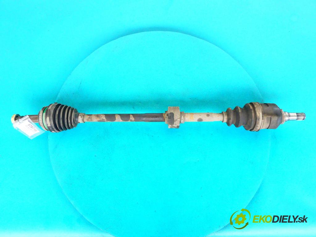 Toyota Corolla Verso I 2001-2004 1.6 vvti 110 HP manual 81 kW 1598 cm3 5- poloos pravé  (Poloosy)