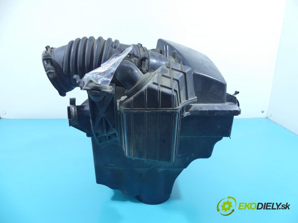 Mazda 5  2005-2010 1.8 16v 116 hp manual 85 kW 1798 cm3 5- obal filtra vzduchu  (Kryty filtrů)