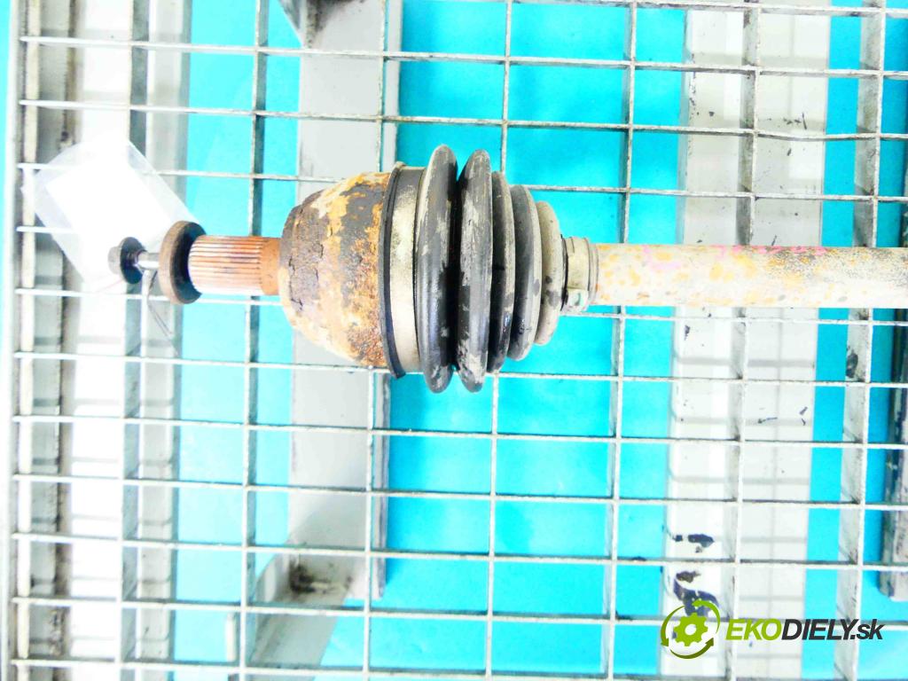 Volvo C30 1.6d 109 HP manual 80 kW 1560 cm3 3- poloos ľavé  (Poloosy)