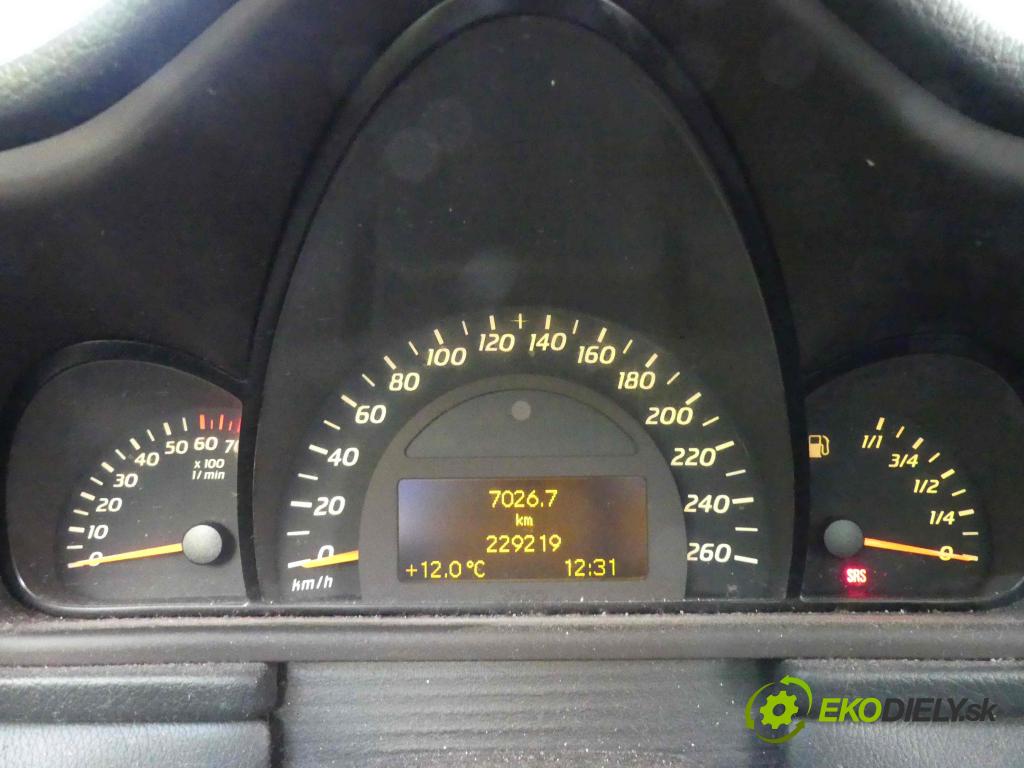 Mercedes C W203 2000-2007 2.0 129 HP manual 95 kW 1998 cm3 3- prístrojovka/ budíky A2035404111 (Prístrojové dosky, displeje)