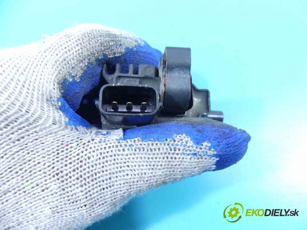 Mazda 323f 1.6 16v 98 HP manual 72 kW 1598 cm3 5- cievka zapaľovacia  (Zapaľovacie cievky, moduly)